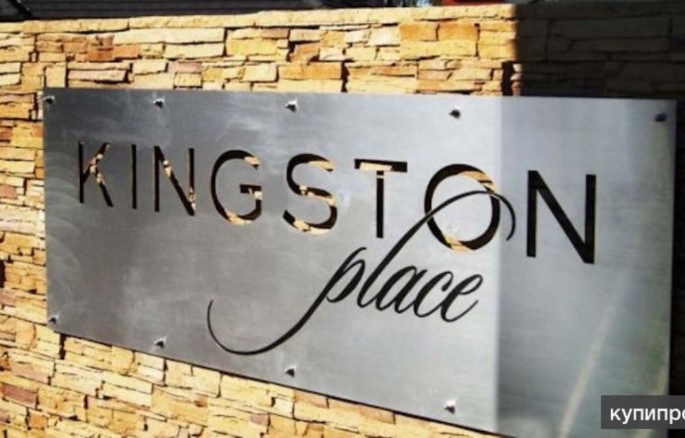 Top 5 Benefits of Using Metallic Signs for Outdoor Advertising