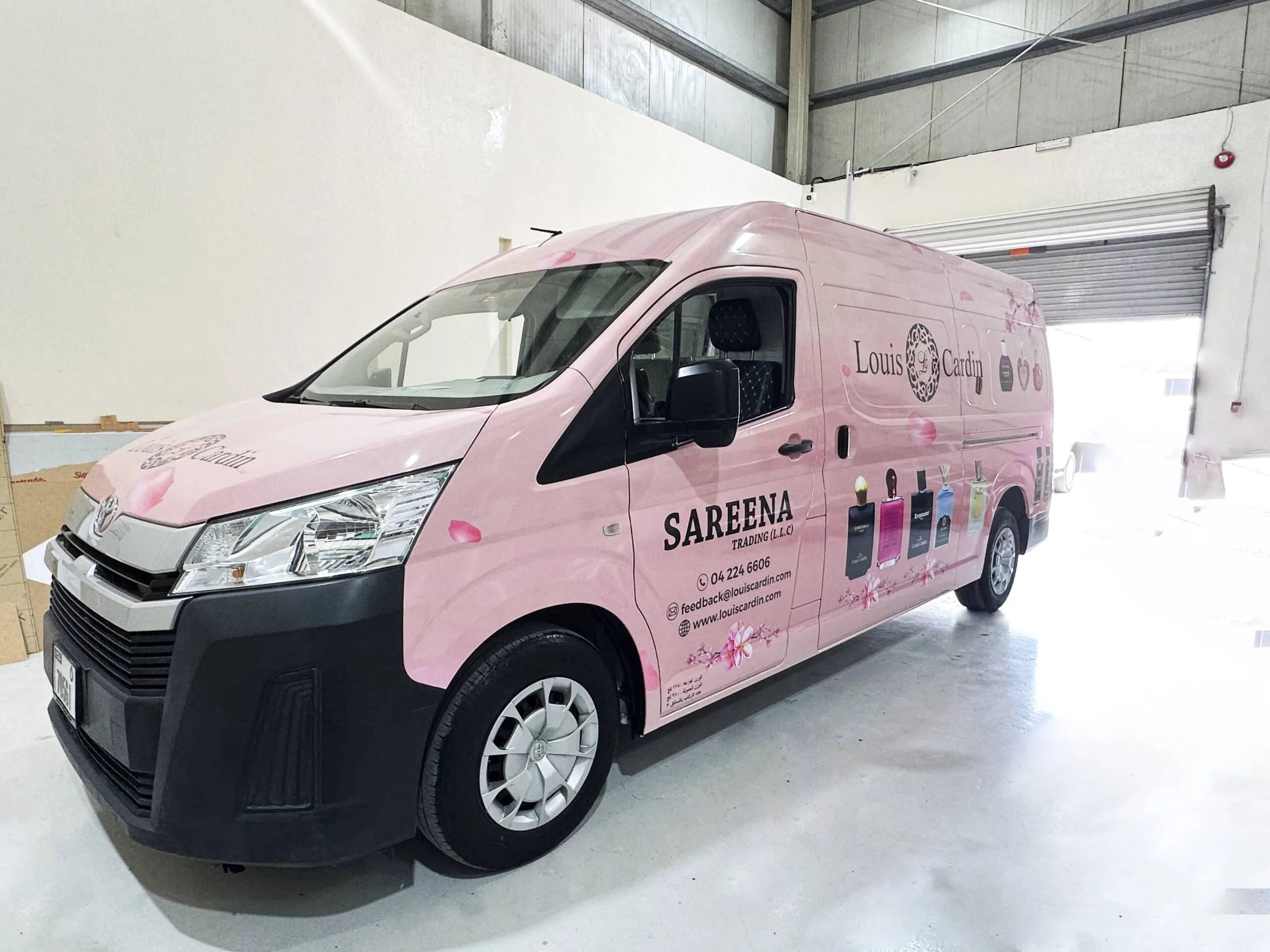 vehicle branding Dubai