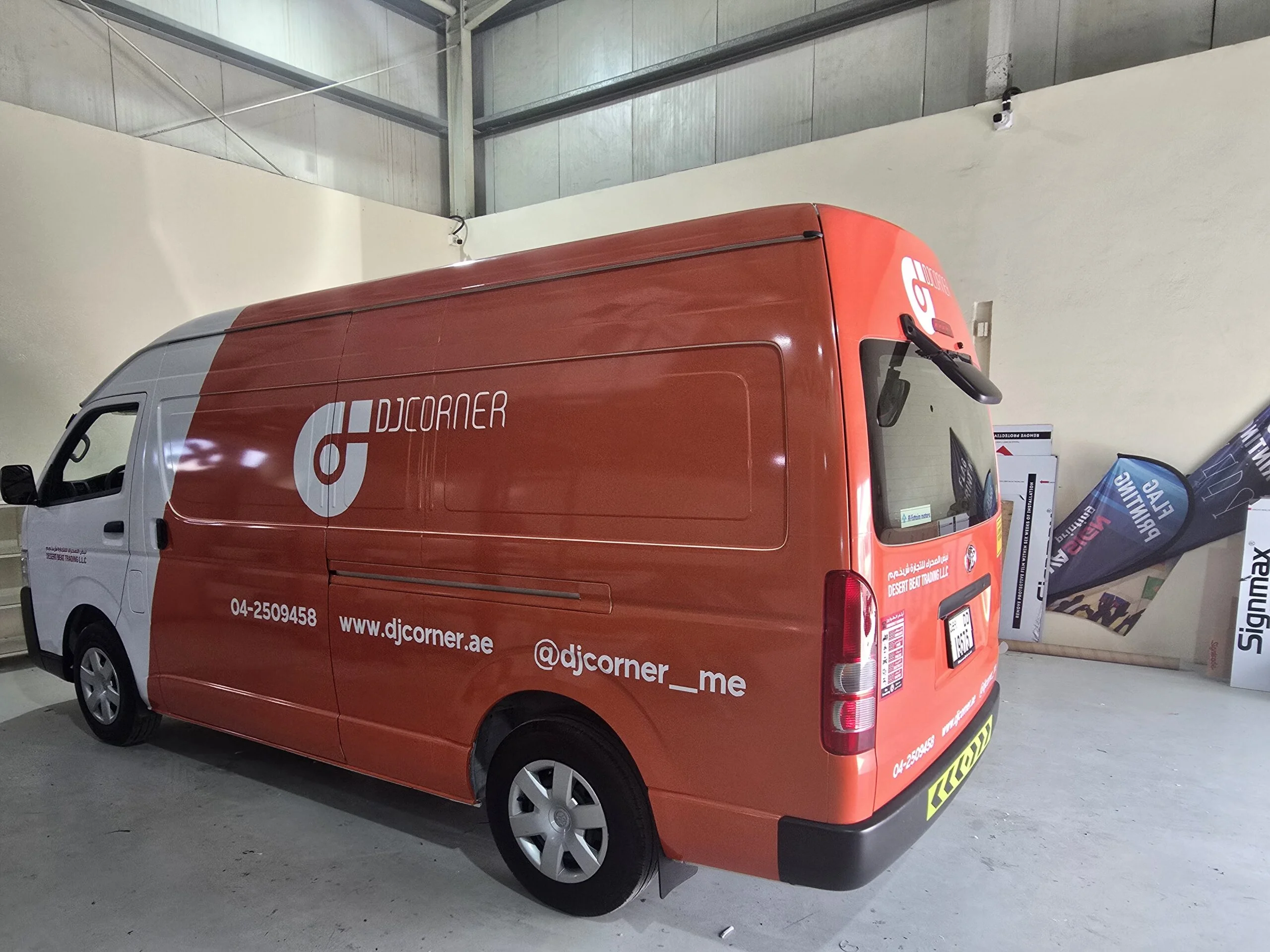 How Does Branding Cars Create A Powerful Moving Advertisement For Your Business? 8 Vehicle Branding Dubai