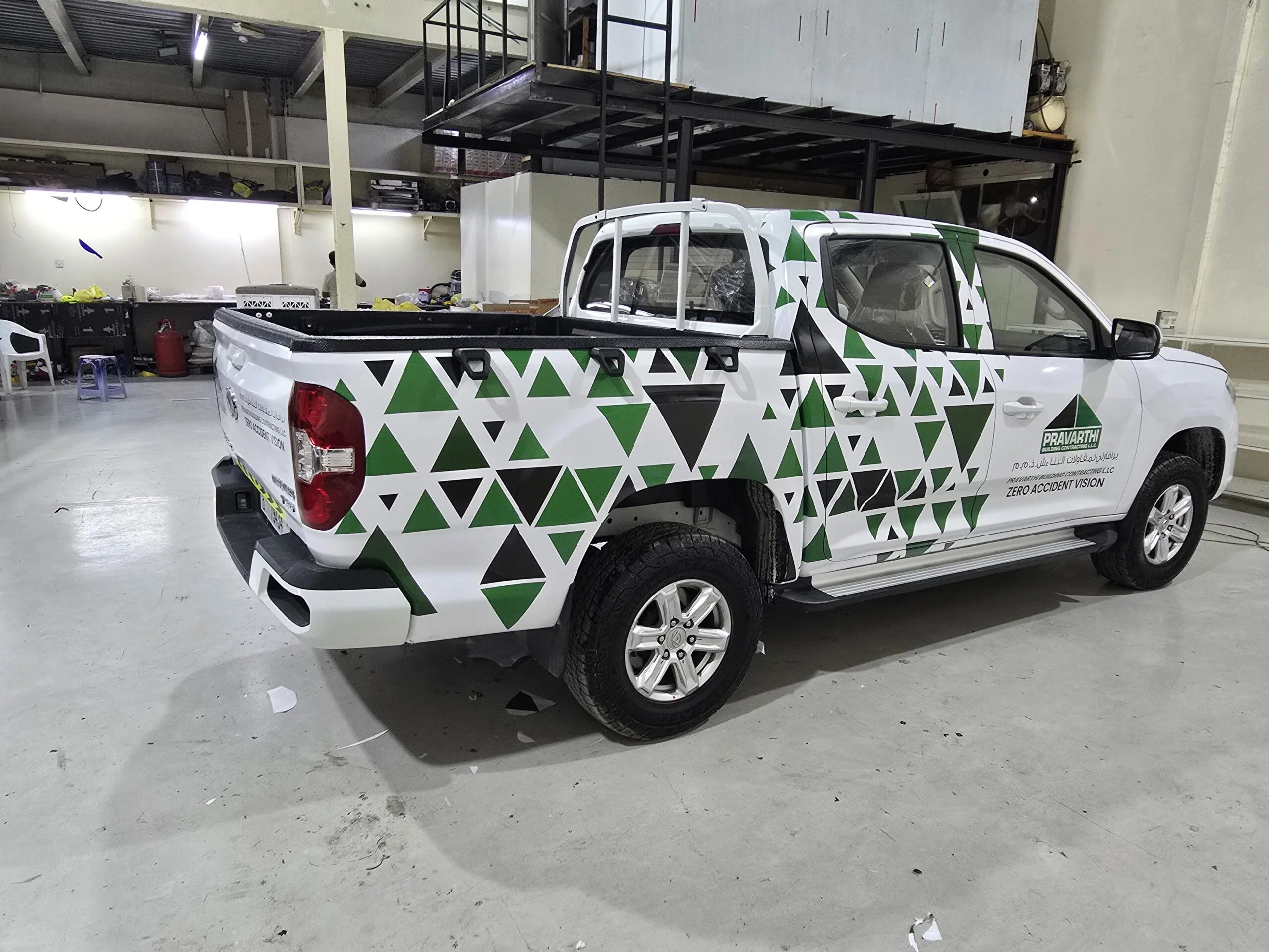 What Makes Vehicle Branding In Dubai One Of The Most Effective Marketing Tools Today? 7 Vehicle Graphics