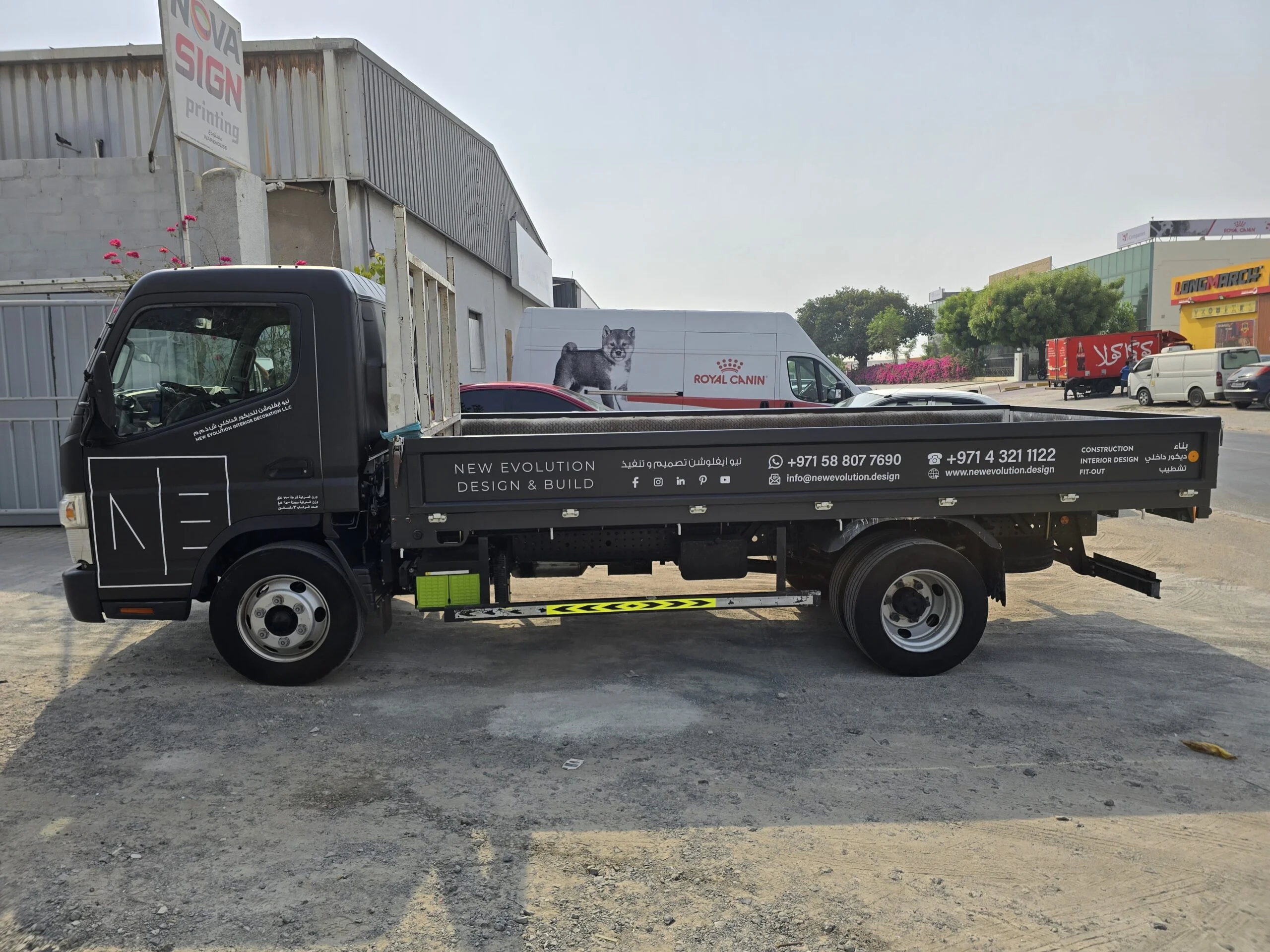 Car branding in dubai